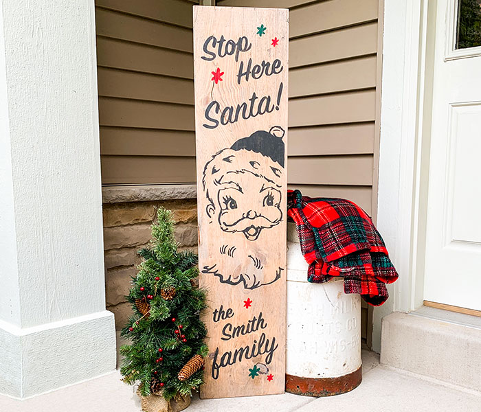 Vintage Santa Porch - 12x48