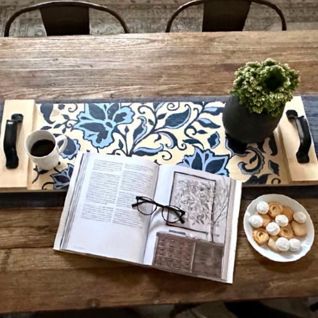 What to Expect at a Board & Brush DIY Board and Brush